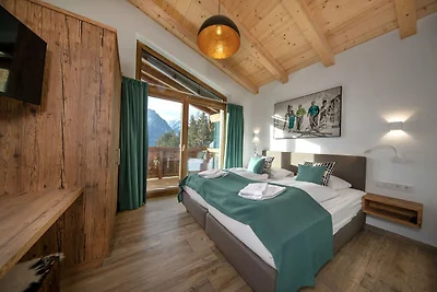 Luxe chalet met 3 badkamers, vlakbij een...