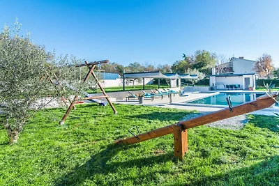 Villa in Vrsar met zwembad