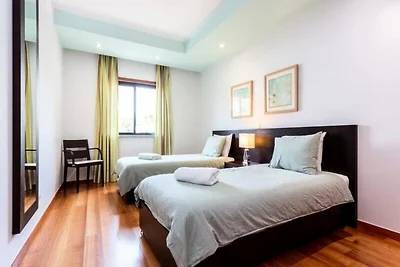 Wohnung in Luz mit Pools und Gärten