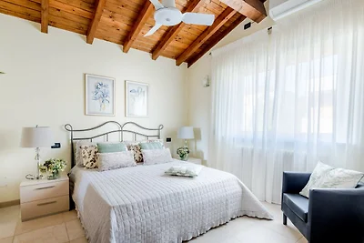 10 bedroom luxury villa in Lucca