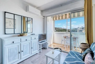 Wohnung in Le Lavandou am Strand