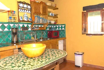 Bauernhaus am Fluss in Algarinejo