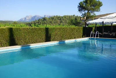 Ferienhaus in Katalonien mit Pool und Garten