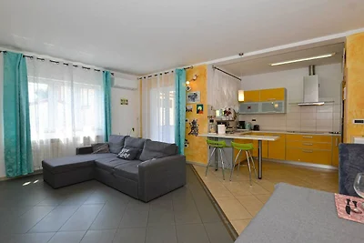 Radovani Peaceful and Serene Apartment with T...