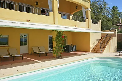 Villa in Vidauban mit beheiztem Pool