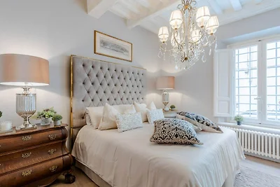 Luxe appartement met privétuin in Lucca