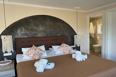 Villa tranquilla ad Alykes con terrazza