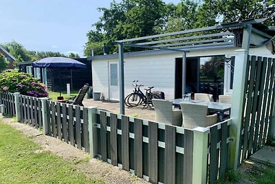 Schöner Bungalow mit gemütlicher Terrasse