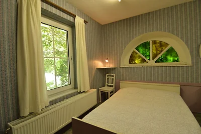 Ferienhaus in La Rouge Miniere mit Garten