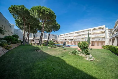 Appartamento con piscina e giardino...