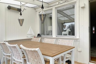 4 Sterne Ferienhaus in HALLSTAVIK