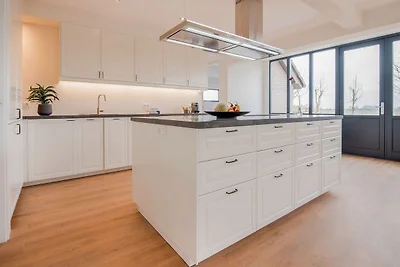 Villa in Cadzand op steenworp afstand van zee