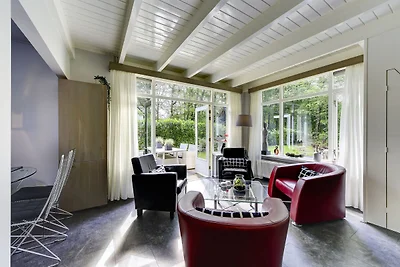Attraktives Ferienhaus mit großem Garten