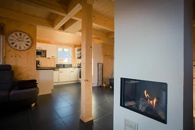 Chalet spazioso con vasca idromassaggio