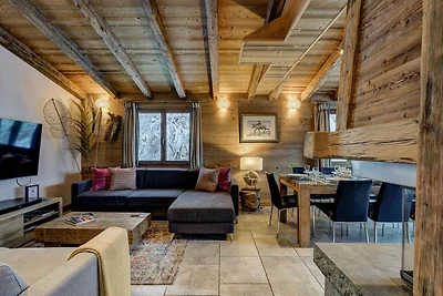 Traditional Chalet close to Flegere Lift...