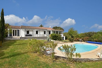 Moderne villa op 11km van Carcassonne