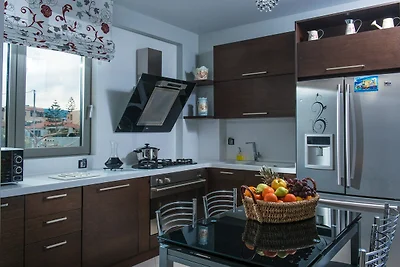 Spaziosa villa a Kato Gouves