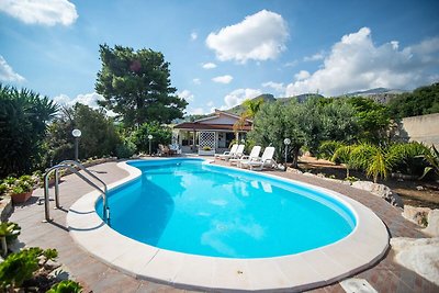 Villa in Castellammare del Golfo with private...