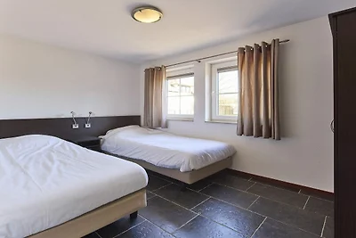Villa met sauna, bubbelbad en stoomdouche