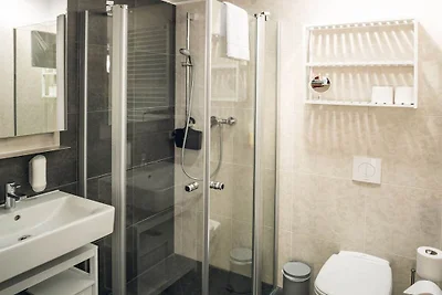 Little Suite Apartment 6