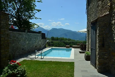 Cottage a Fivizzano con Piscina