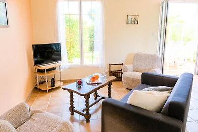 Casa a Plomeur vicino alla spiaggia di La...