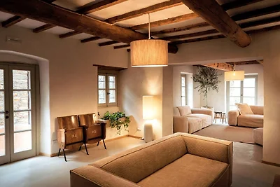 Exclusieve villa aan de groene heuvels van...