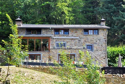 Luxuriöse Ardennenvilla mit Pool und Sauna