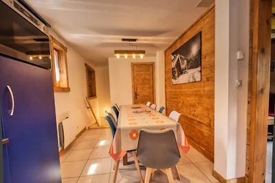 Chalet The Lupins f�r neun Personen