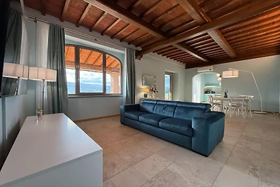 Einladende Wohnung in Poppi mit Terrasse