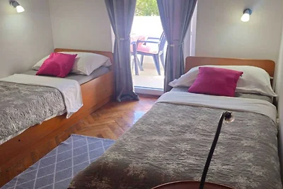 apartman za odmor Obiteljski odmor Ravni