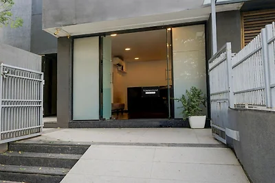 Super Townhouse Balewadi