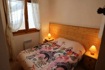 Apartment in Arêches mit Bergblick