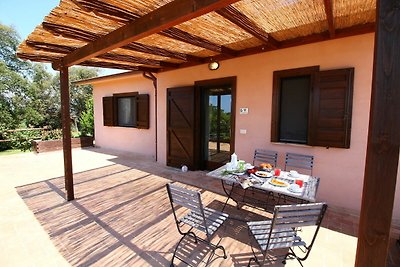 Bauernhaus in Montalto di Castro mitTerrasse