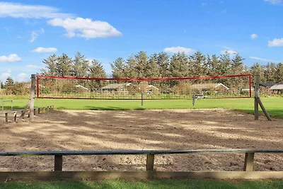 Accogliente cabina da campeggio a Lokken