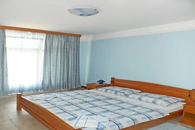 Appartamento familiare sul mare a Kampor