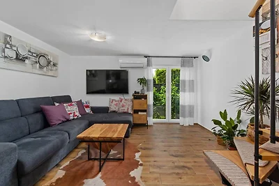 Haus in Premantura am Felsstrand