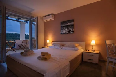 Adriatic Pearl - FourBedroom Villa with heate...