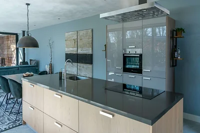 Wellness-Villa mit privatem Whirlpool