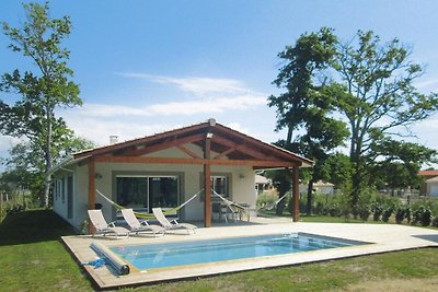 Ferienhaus mit Pool , Grayan-et-l'Hôpital