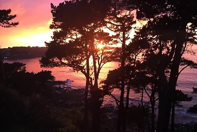 Haus mit Blick auf das Meer in Per