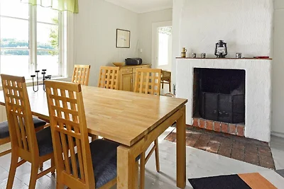 5 Personen Ferienhaus in MARIEFRED-By Traum