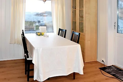 8 Personen Ferienhaus in Revsnes
