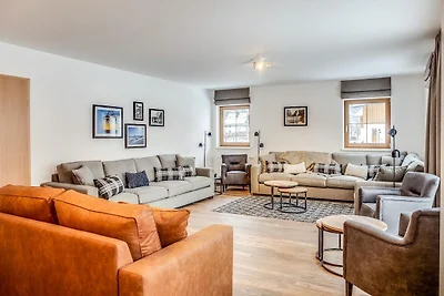 Luxuriöses Chalet in Obertraun mit Pool