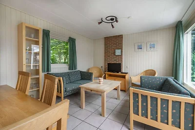 Schöner Bungalow mit Pool in der Nähe der...