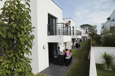 Villa in Anglet zwischen Meer, Wäldern