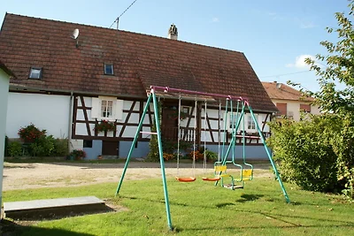 Gezellig vakantiehuis in Schleithal met tuin