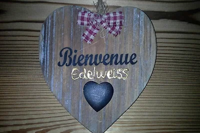 Chalet in Les Clots in der Nähe des Skilifts