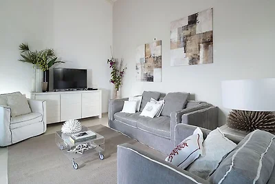 Elegante casa vacanze a Cefalù con giardino