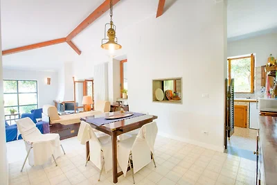 Schicke Villa in Ansedonia in der Nähe von Fe...